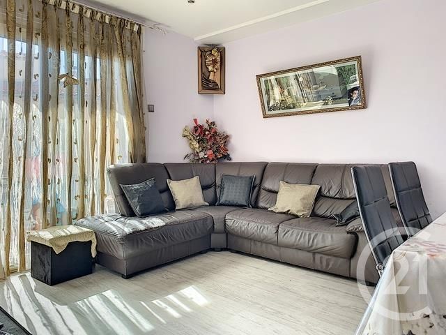Appartement F3 à vendre - 3 pièces - 53 m2 - GRASSE - 06 - PROVENCE-ALPES-COTE-D-AZUR Appartement F3 à vendre - 3 pièces - 53 m2 - GRASSE - 06 - PROVENCE-ALPES-COTE-D-AZUR