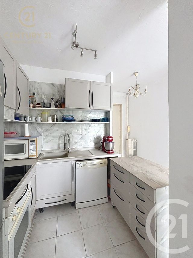 Appartement F4 à vendre - 4 pièces - 71 m2 - Grasse - 06 - PROVENCE-ALPES-COTE-D-AZUR