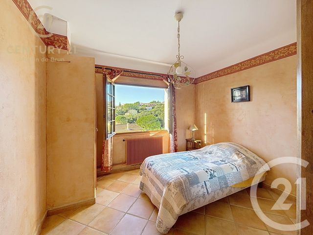 Afficher la photo en grand Maison à vendre - 5 pièces - 127,44 m2 - Grasse - 06 - PROVENCE-ALPES-COTE-D-AZUR