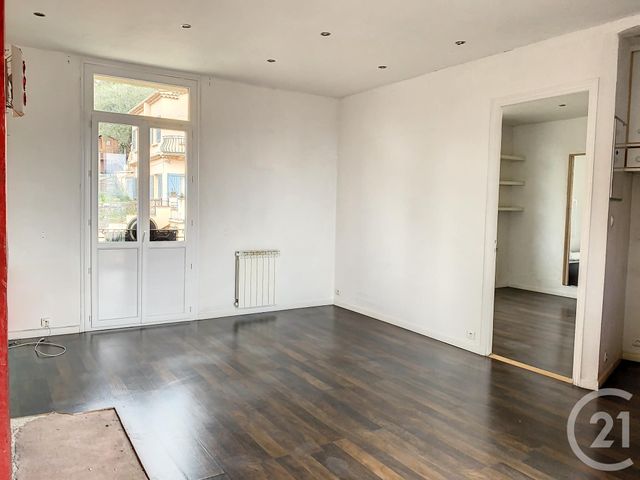 Afficher la photo en grand Appartement F2 à louer - 2 pièces - 43,84 m2 - Grasse - 06 - PROVENCE-ALPES-COTE-D-AZUR