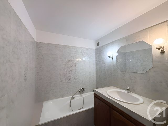 Maison &agrave; vendre - 5 pi&egrave;ces - 126 m2 - Peymeinade - 06 - PROVENCE-ALPES-COTE-D-AZUR