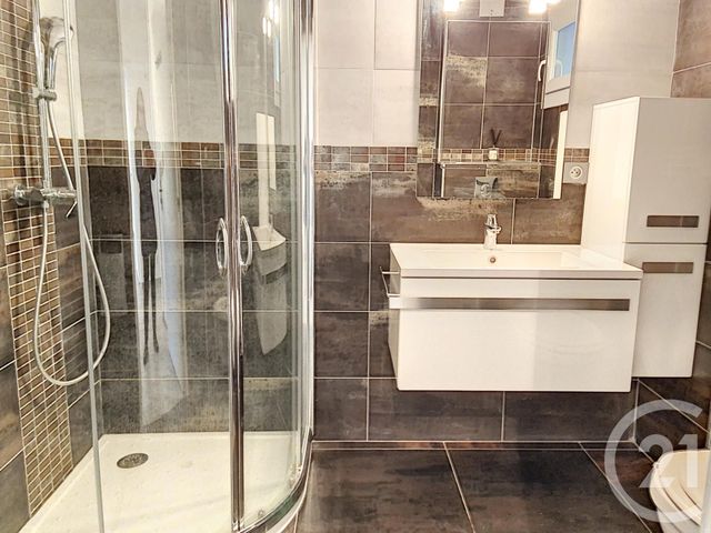 Appartement F2 à louer - 2 pièces - 48 m2 - Grasse - 06 - PROVENCE-ALPES-COTE-D-AZUR