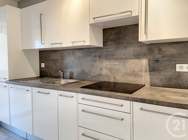 Appartement F2 à louer - 2 pièces - 48 m2 - Grasse - 06 - PROVENCE-ALPES-COTE-D-AZUR