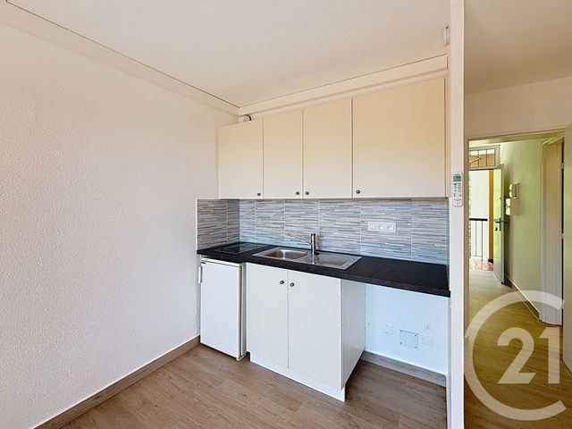 Appartement F2 à louer - 2 pièces - 26,50 m2 - Grasse - 06 - PROVENCE-ALPES-COTE-D-AZUR