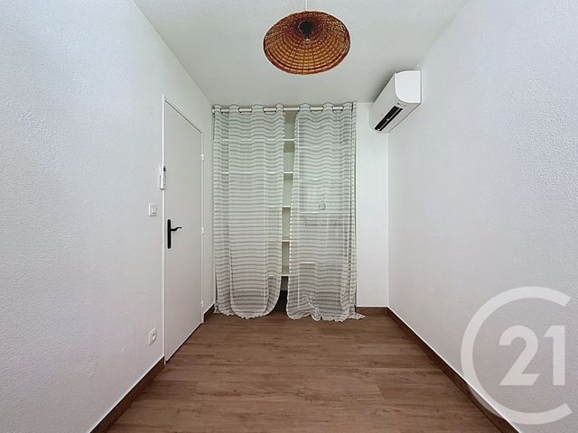 Appartement F2 à louer - 2 pièces - 26,50 m2 - Grasse - 06 - PROVENCE-ALPES-COTE-D-AZUR