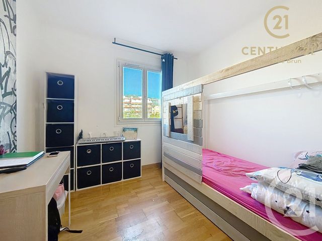 Appartement F4 &agrave; vendre - 4 pi&egrave;ces - 67,85 m2 - Grasse - 06 - PROVENCE-ALPES-COTE-D-AZUR