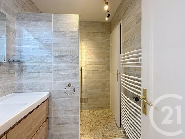 Maison &agrave; vendre - 8 pi&egrave;ces - 224 m2 - Grasse - 06 - PROVENCE-ALPES-COTE-D-AZUR