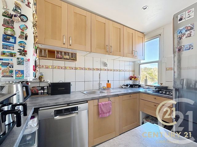 Appartement F4 &agrave; vendre - 4 pi&egrave;ces - 59,01 m2 - Cannes La Bocca - 06 - PROVENCE-ALPES-COTE-D-AZUR