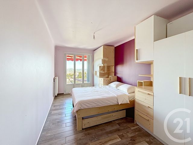 Appartement F4 &agrave; vendre - 4 pi&egrave;ces - 80,26 m2 - Grasse - 06 - PROVENCE-ALPES-COTE-D-AZUR