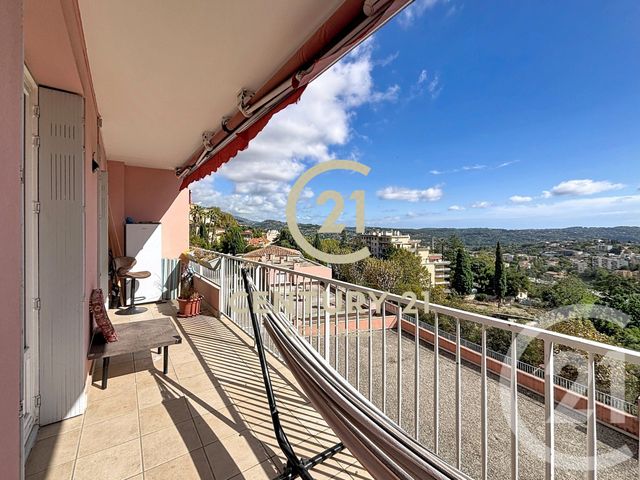 Appartement F4 &agrave; vendre - 4 pi&egrave;ces - 80,26 m2 - Grasse - 06 - PROVENCE-ALPES-COTE-D-AZUR
