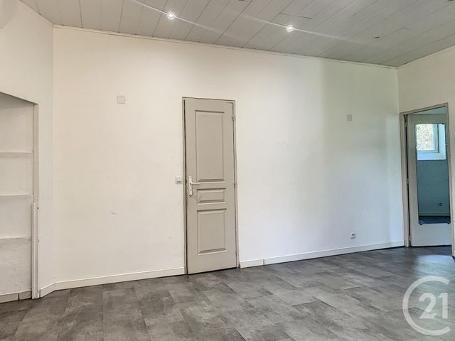 Afficher la photo en grand Appartement F2 à vendre - 2 pièces - 33,23 m2 - GRASSE - 06 - PROVENCE-ALPES-COTE-D-AZUR