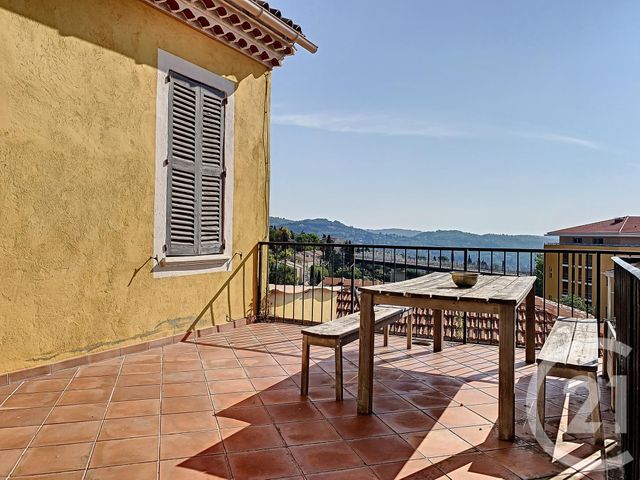 Afficher la photo en grand Appartement F2 à vendre - 2 pièces - 33,23 m2 - GRASSE - 06 - PROVENCE-ALPES-COTE-D-AZUR