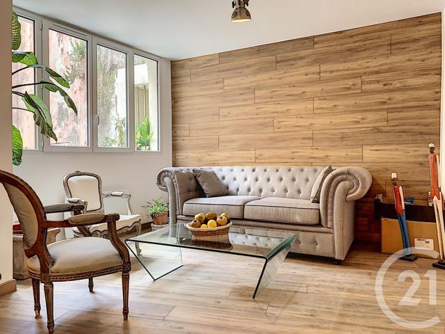 Afficher la photo en grand Appartement F4 à vendre - 4 pièces - 90,75 m2 - GRASSE - 06 - PROVENCE-ALPES-COTE-D-AZUR
