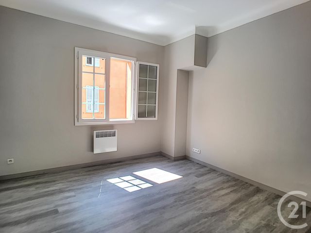 Appartement F2 à louer - 2 pièces - 44,42 m2 - GRASSE - 06 - PROVENCE-ALPES-COTE-D-AZUR Appartement F2 à louer - 2 pièces - 44,42 m2 - GRASSE - 06 - PROVENCE-ALPES-COTE-D-AZUR