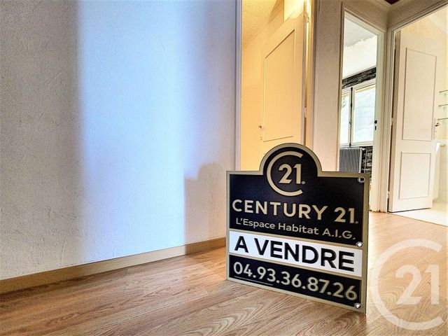 Appartement F4 à vendre - 4 pièces - 68,18 m2 - GRASSE - 06 - PROVENCE-ALPES-COTE-D-AZUR Appartement F4 à vendre - 4 pièces - 68,18 m2 - GRASSE - 06 - PROVENCE-ALPES-COTE-D-AZUR