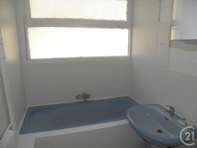Appartement F3 à louer - 3 pièces - 56,14 m2 - GRASSE - 06 - PROVENCE-ALPES-COTE-D-AZUR Appartement F3 à louer - 3 pièces - 56,14 m2 - GRASSE - 06 - PROVENCE-ALPES-COTE-D-AZUR