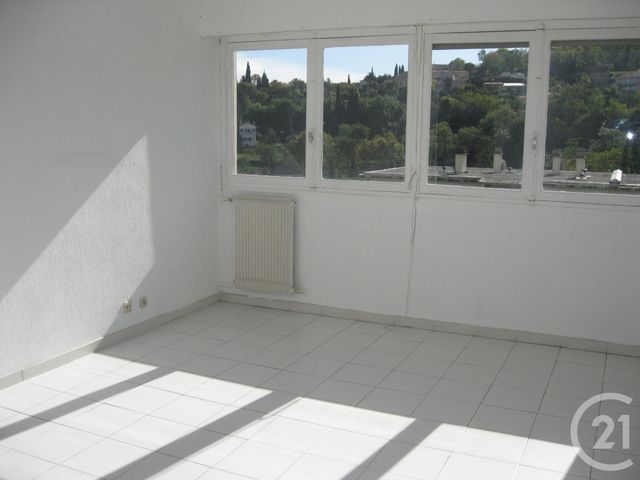 Appartement F3 à louer - 3 pièces - 56,14 m2 - GRASSE - 06 - PROVENCE-ALPES-COTE-D-AZUR Appartement F3 à louer - 3 pièces - 56,14 m2 - GRASSE - 06 - PROVENCE-ALPES-COTE-D-AZUR