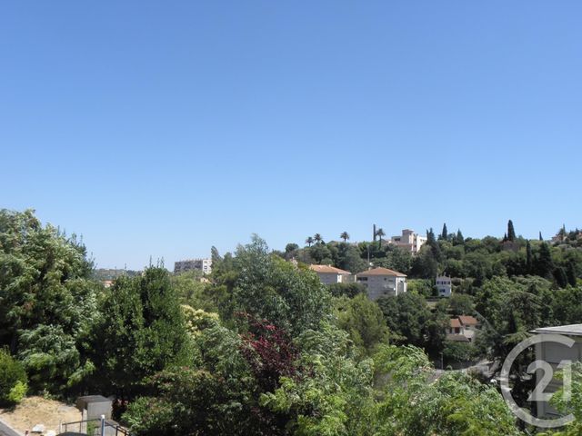 Appartement F3 à louer - 3 pièces - 56,14 m2 - GRASSE - 06 - PROVENCE-ALPES-COTE-D-AZUR Appartement F3 à louer - 3 pièces - 56,14 m2 - GRASSE - 06 - PROVENCE-ALPES-COTE-D-AZUR