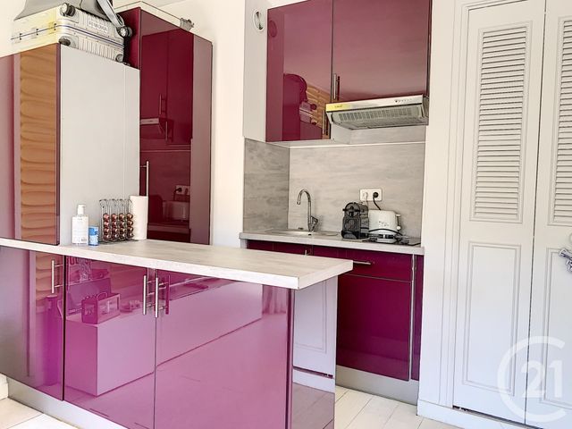 Afficher la photo en grand Appartement F1 à vendre - 1 pièce - 22 m2 - LE CANNET - 06 - PROVENCE-ALPES-COTE-D-AZUR