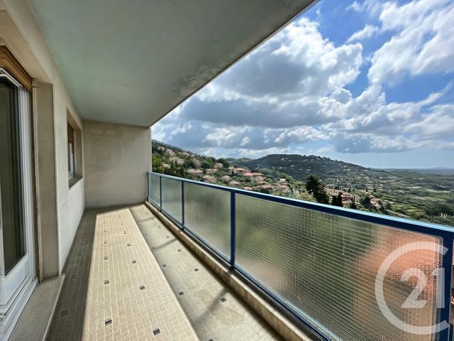 Afficher la photo en grand Appartement F2 à vendre - 2 pièces - 44,31 m2 - GRASSE - 06 - PROVENCE-ALPES-COTE-D-AZUR