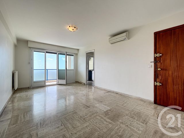 Afficher la photo en grand Appartement F2 à vendre - 2 pièces - 44,31 m2 - GRASSE - 06 - PROVENCE-ALPES-COTE-D-AZUR