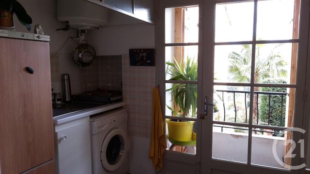 Afficher la photo en grand Studio à louer - 1 pièce - 20 m2 - GRASSE - 06 - PROVENCE-ALPES-COTE-D-AZUR
