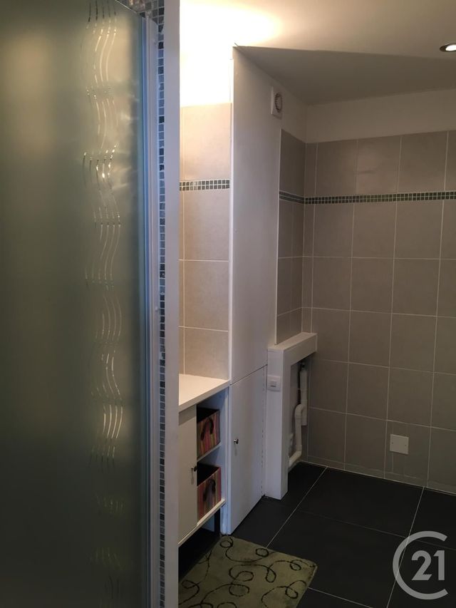 Afficher la photo en grand Appartement F3 à louer - 3 pièces - 54 m2 - GRASSE - 06 - PROVENCE-ALPES-COTE-D-AZUR
