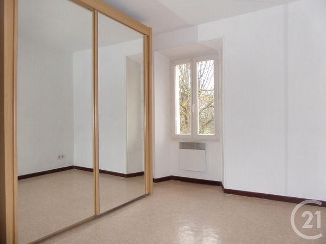 Afficher la photo en grand Appartement F2 à louer - 2 pièces - 41,23 m2 - CABRIS - 06 - PROVENCE-ALPES-COTE-D-AZUR