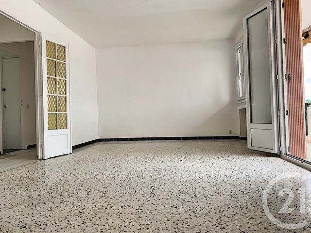 Afficher la photo en grand Appartement F4 à louer - 4 pièces - 78,42 m2 - GRASSE - 06 - PROVENCE-ALPES-COTE-D-AZUR