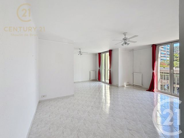 Appartement F4 à vendre - 4 pièces - 66,01 m2 - Grasse - 06 - PROVENCE-ALPES-COTE-D-AZUR