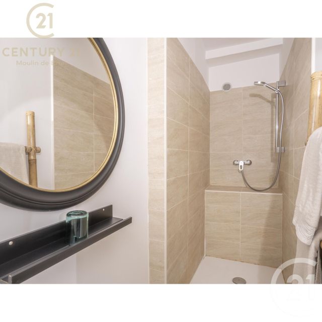 Appartement F3 à vendre - 3 pièces - 48 m2 - Grasse - 06 - PROVENCE-ALPES-COTE-D-AZUR