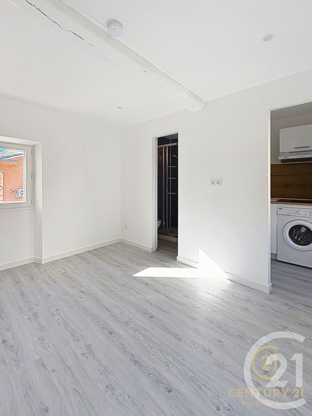 Appartement F1 &agrave; louer - 1 pi&egrave;ce - 16,98 m2 - Grasse - 06 - PROVENCE-ALPES-COTE-D-AZUR