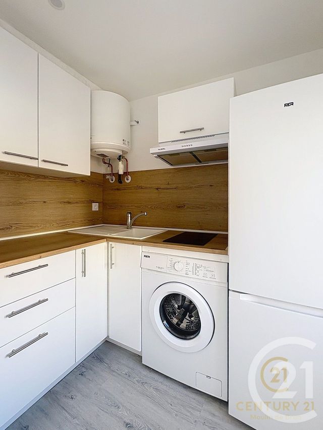 Appartement F1 &agrave; louer - 1 pi&egrave;ce - 16,98 m2 - Grasse - 06 - PROVENCE-ALPES-COTE-D-AZUR