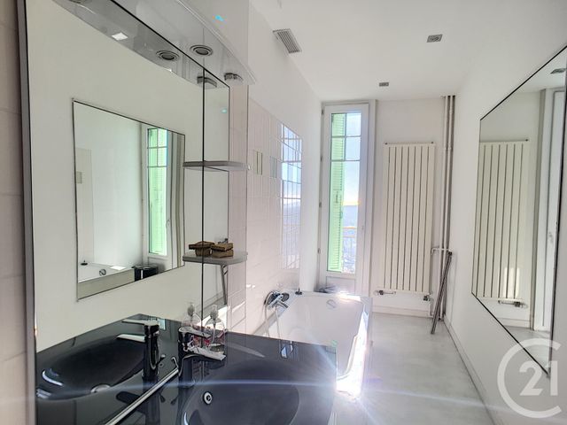 Appartement F2 à louer - 2 pièces - 66,08 m2 - Grasse - 06 - PROVENCE-ALPES-COTE-D-AZUR