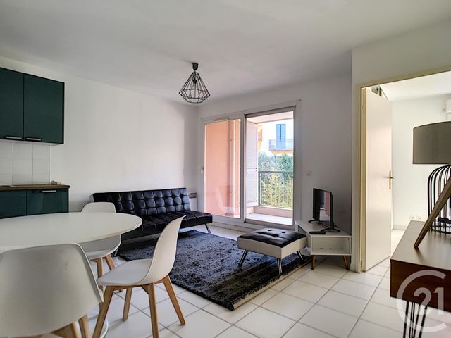 Appartement F2 à louer - 2 pièces - 31,42 m2 - Grasse - 06 - PROVENCE-ALPES-COTE-D-AZUR