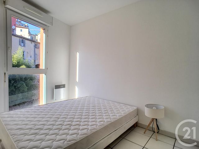 Afficher la photo en grand Appartement F2 à louer - 2 pièces - 31,42 m2 - Grasse - 06 - PROVENCE-ALPES-COTE-D-AZUR