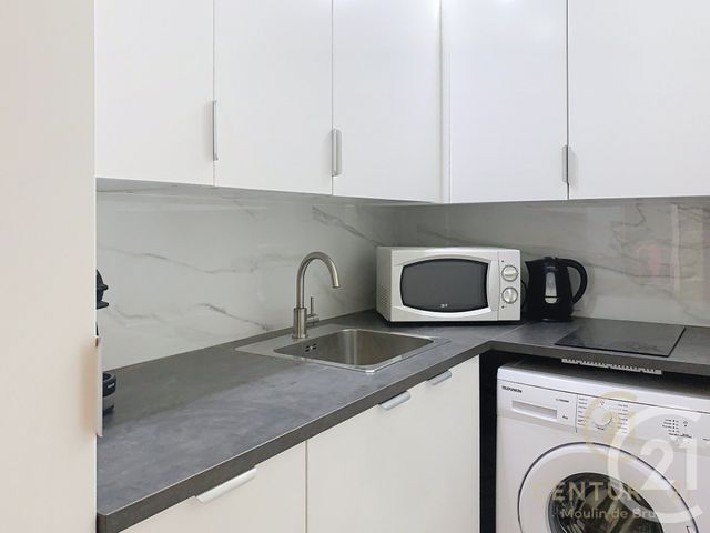 Appartement F2 à louer - 2 pièces - 19,50 m2 - Cannes - 06 - PROVENCE-ALPES-COTE-D-AZUR