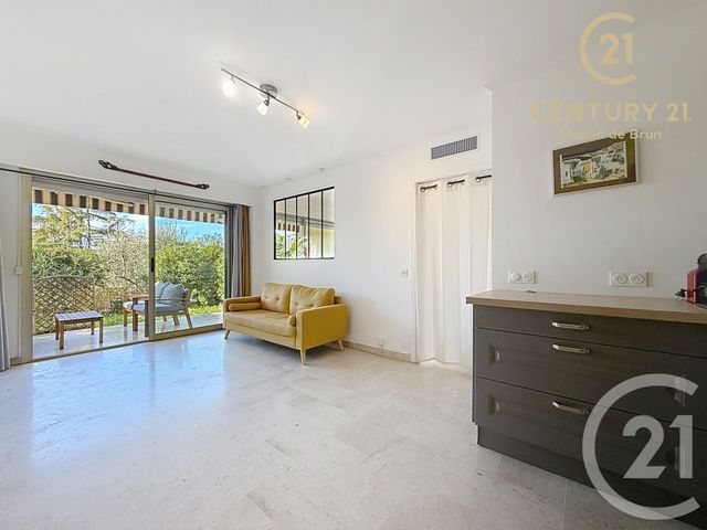 Appartement F2 à vendre LE CANNET