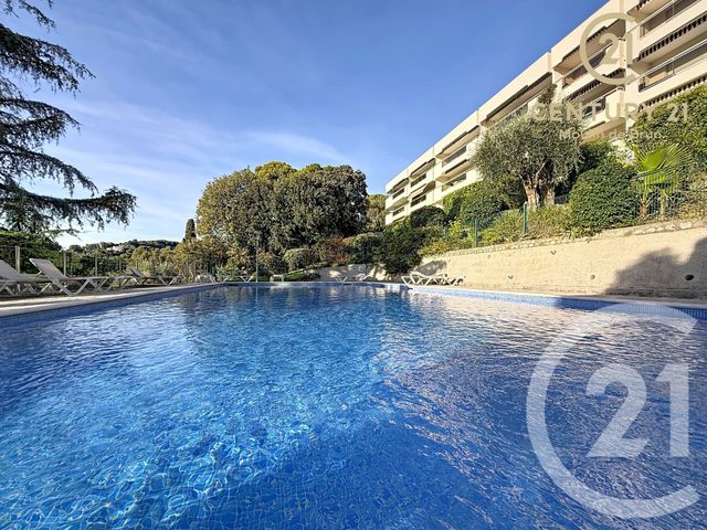 Appartement F2 à vendre LE CANNET