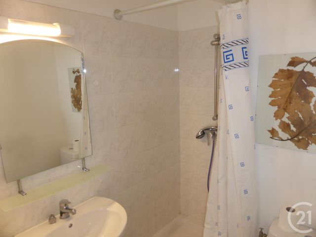 Appartement F2 à louer - 2 pièces - 41,52 m2 - Grasse - 06 - PROVENCE-ALPES-COTE-D-AZUR