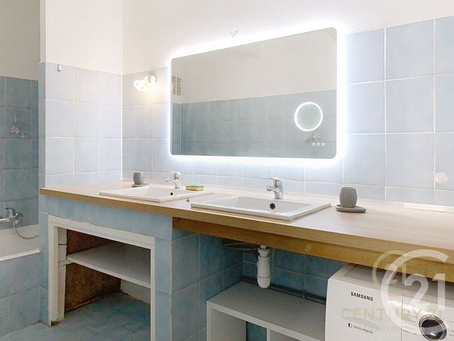 Appartement F3 à louer - 3 pièces - 60 m2 - Grasse - 06 - PROVENCE-ALPES-COTE-D-AZUR