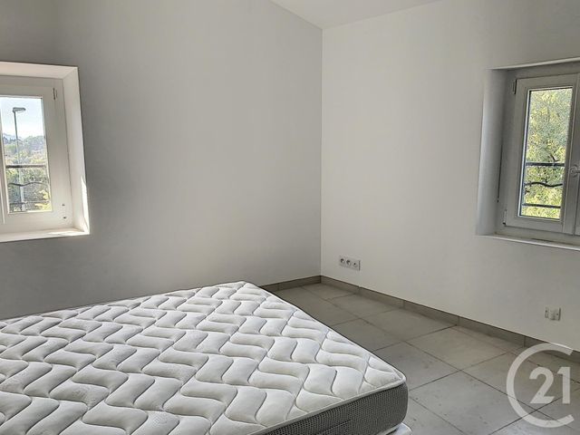 Appartement F2 à louer - 2 pièces - 49,60 m2 - Grasse - 06 - PROVENCE-ALPES-COTE-D-AZUR