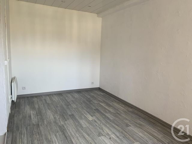 Appartement F4 &agrave; louer - 4 pi&egrave;ces - 78,01 m2 - Grasse - 06 - PROVENCE-ALPES-COTE-D-AZUR