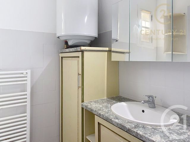 Appartement F1 &agrave; louer - 1 pi&egrave;ce - 28,35 m2 - Peymeinade - 06 - PROVENCE-ALPES-COTE-D-AZUR