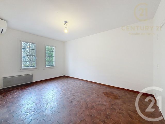 Appartement F1 &agrave; louer - 1 pi&egrave;ce - 28,35 m2 - Peymeinade - 06 - PROVENCE-ALPES-COTE-D-AZUR