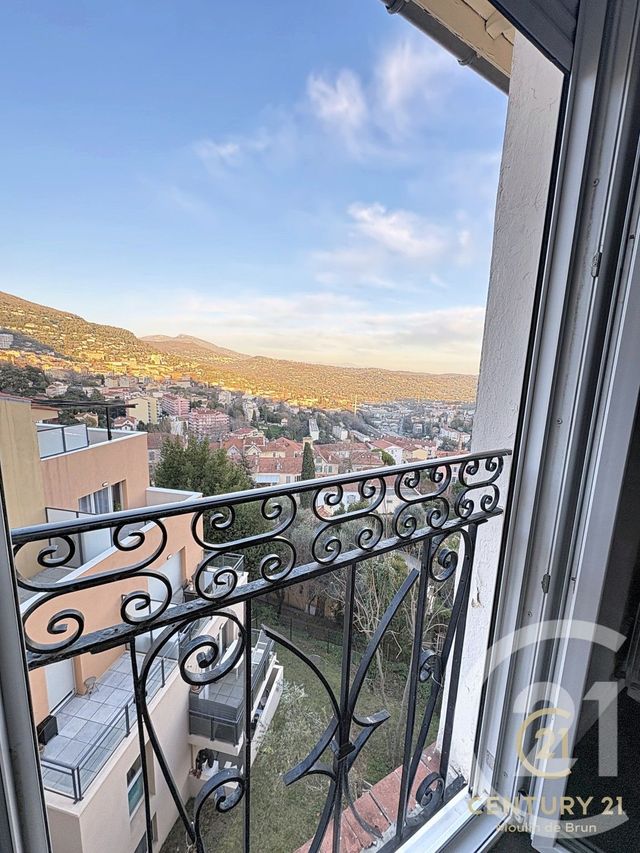 Appartement F2 &agrave; louer - 2 pi&egrave;ces - 43,84 m2 - Grasse - 06 - PROVENCE-ALPES-COTE-D-AZUR