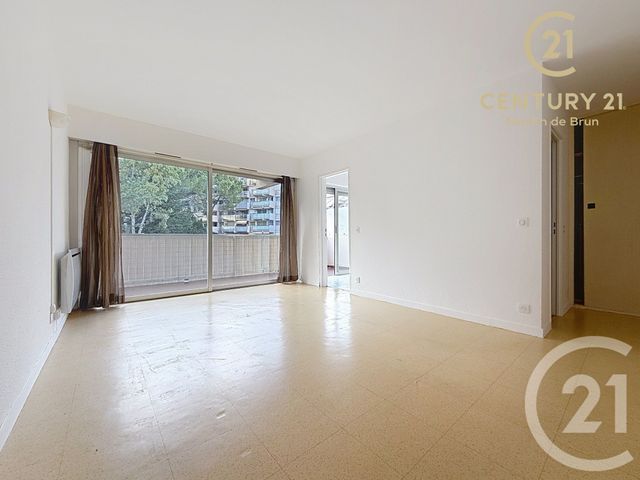 Appartement F1 &agrave; louer - 1 pi&egrave;ce - 28,91 m2 - Grasse - 06 - PROVENCE-ALPES-COTE-D-AZUR