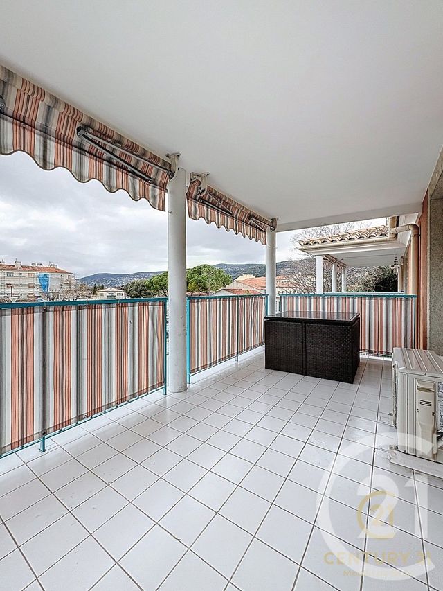 Appartement F2 &agrave; louer - 2 pi&egrave;ces - 46 m2 - Grasse - 06 - PROVENCE-ALPES-COTE-D-AZUR