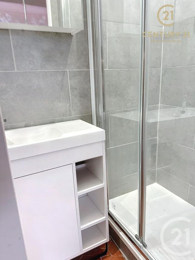 Appartement F1 &agrave; louer - 1 pi&egrave;ce - 36,66 m2 - Grasse - 06 - PROVENCE-ALPES-COTE-D-AZUR