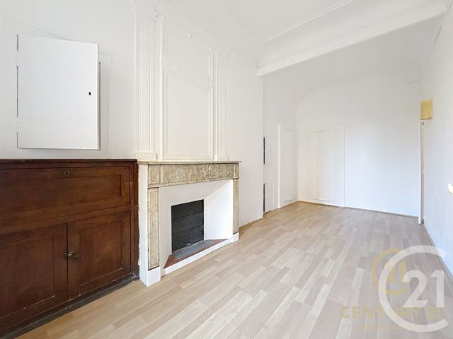 Appartement F2 &agrave; louer - 2 pi&egrave;ces - 42,77 m2 - Grasse - 06 - PROVENCE-ALPES-COTE-D-AZUR